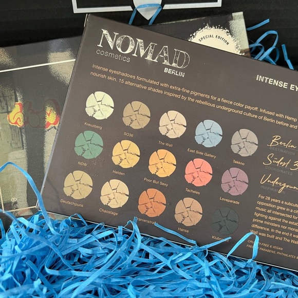 Nomad Berlin Underground Eyeshadow Palette - Picture 7 of 7